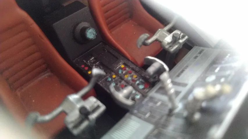 Millennium Falcon - Planeta DeAgostini - Montada e pintada - Foto 2
