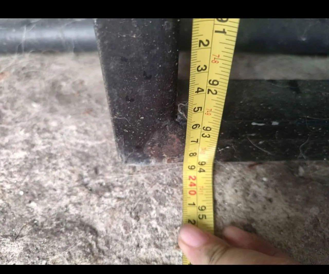 Grade com suporte para TV - Foto 4