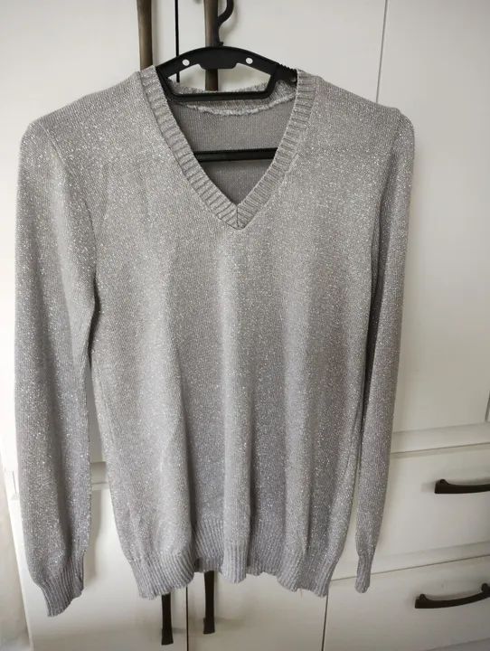 Suéter prateado 