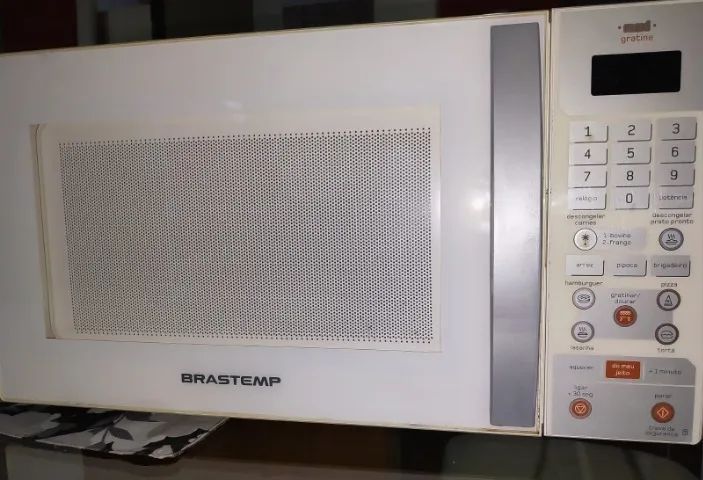 Micro ondas Brastemp usado 