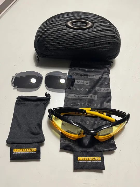 Oakley Jawbone Livestrong - Stilo visual