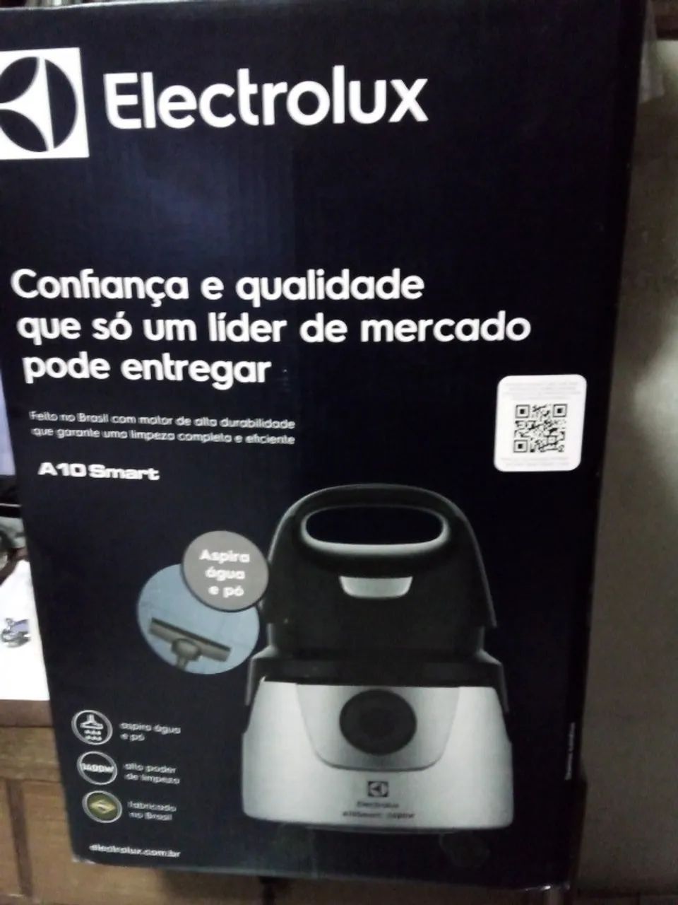 Aspirador de Pó e Água Eletrolux A10