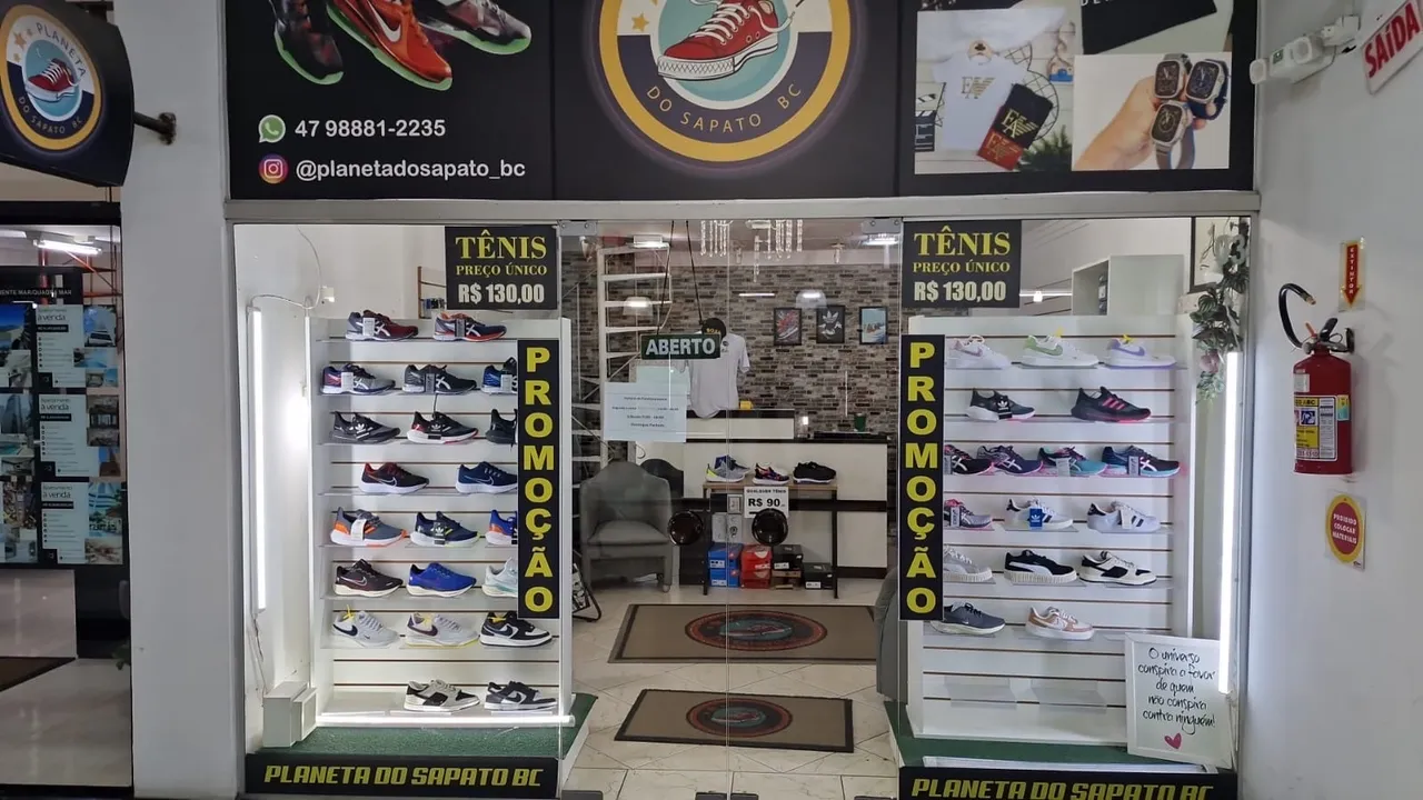Vendo loja em galeria próximo a avenida atlântica !