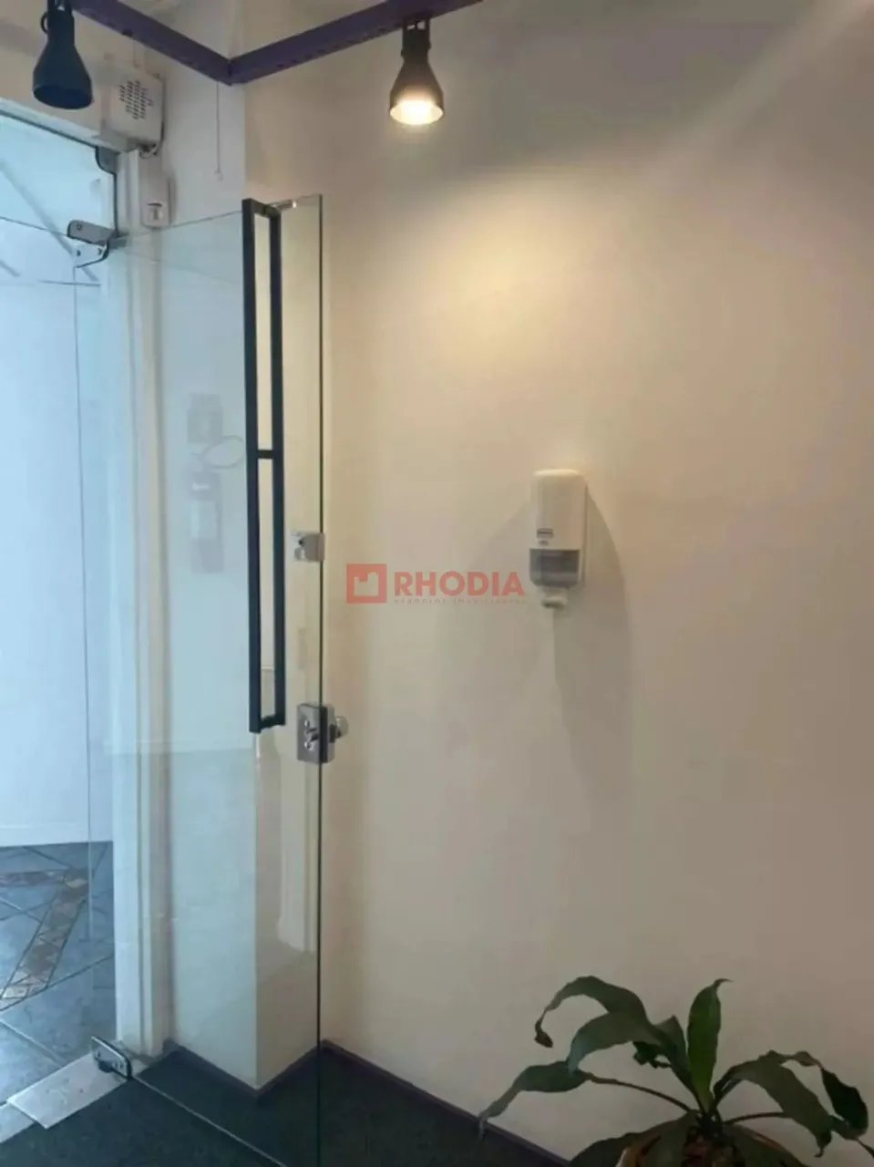 SALA PARA VENDA OU LOCAÇÃO NA ZONA SUL SAO PAULO