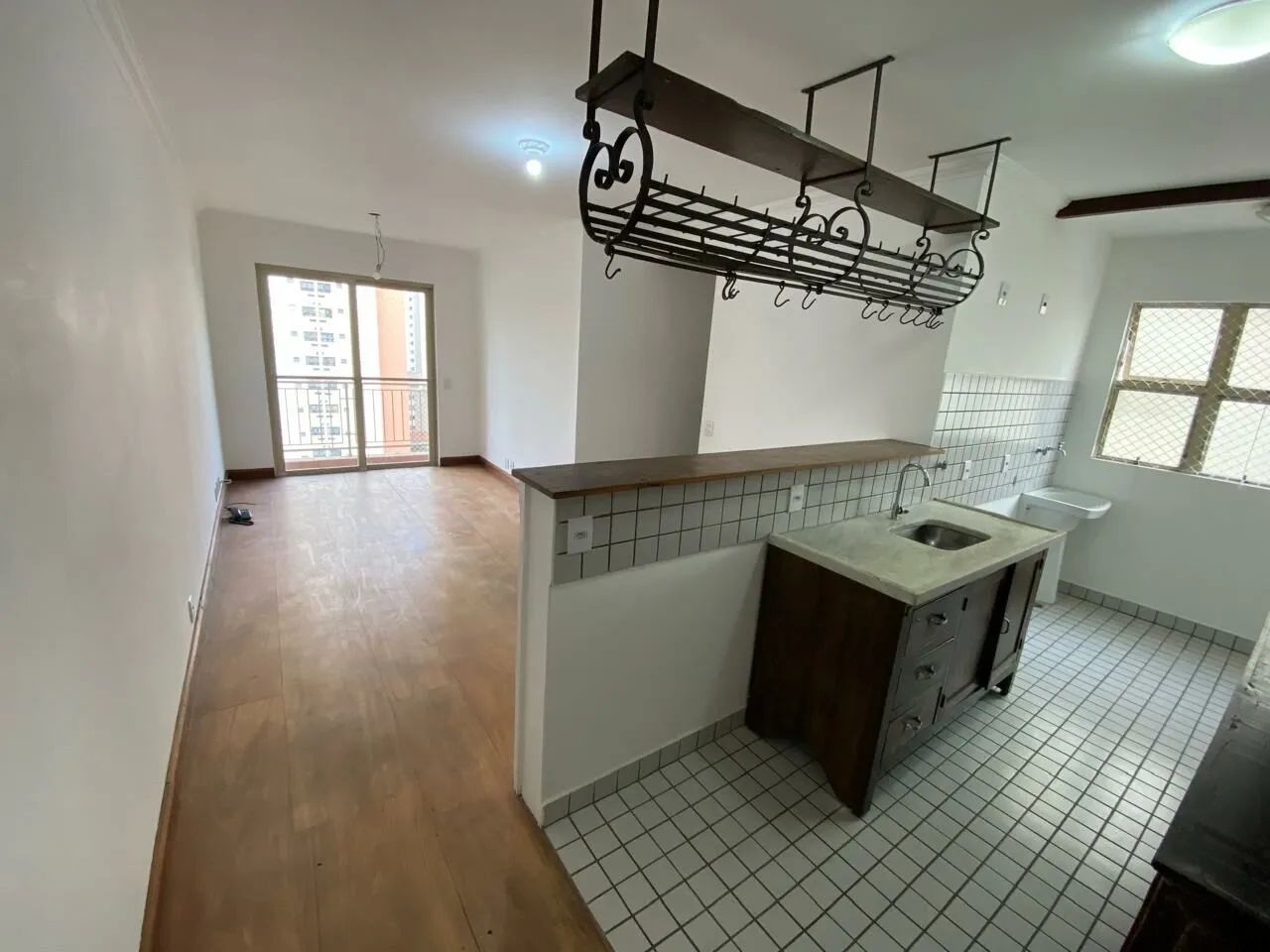 Apartamento com 3 Quartos para alugar, 65m² - Jardim Vazani