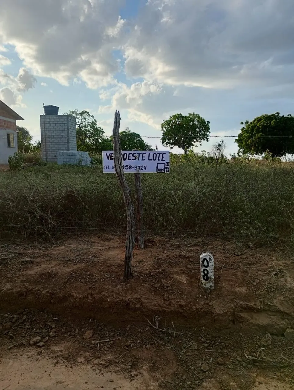 Vende-se um terreno Irará-Ba