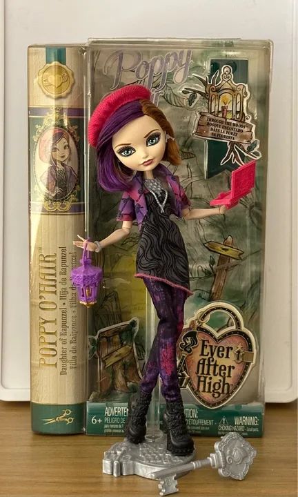 Boneca Poppy O'Hair Ever After High