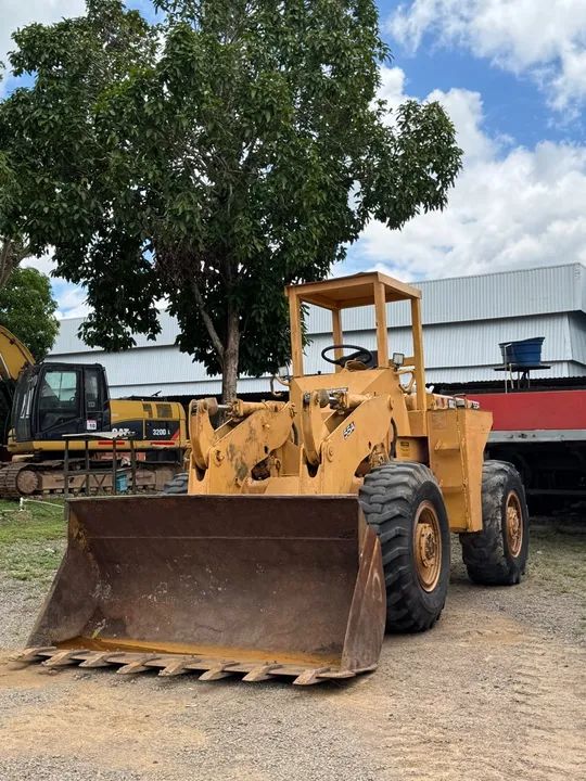 Pá Carregadeira Michigan 55A 