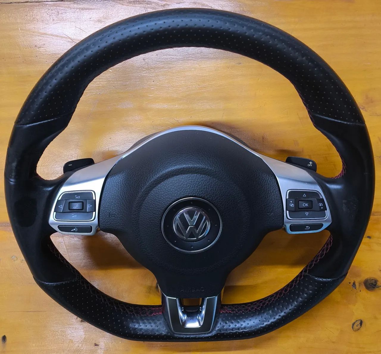 Volante original Volkswagen Golf GTI MK6  - Foto 3
