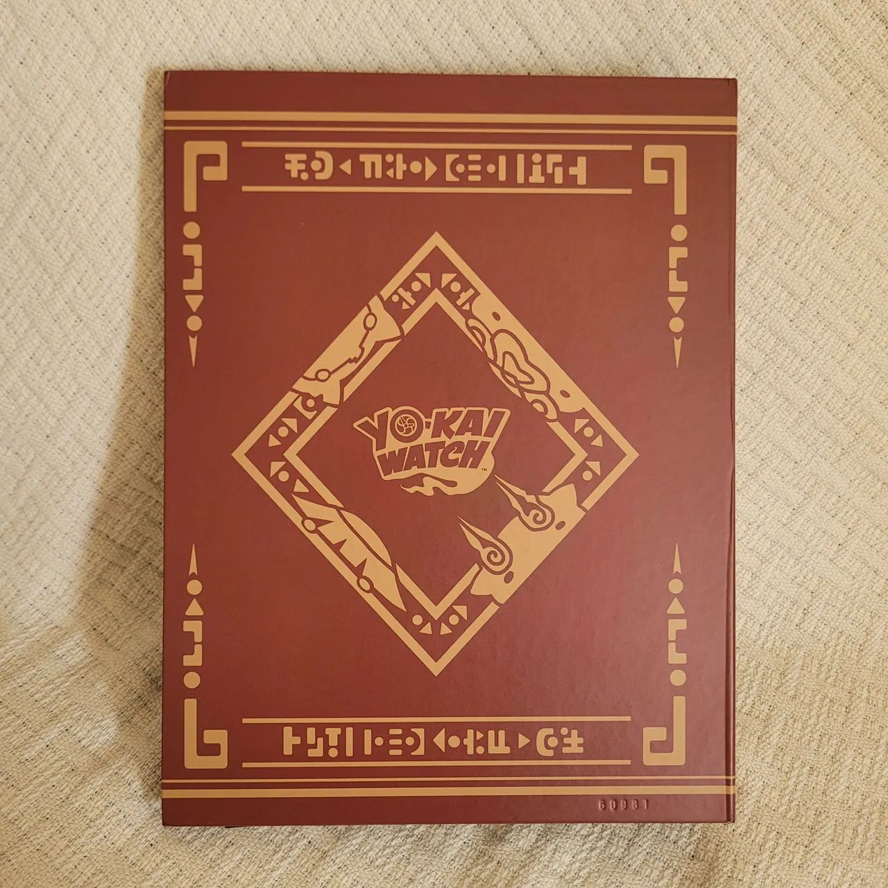 Livro de Coleção de Medalhões Yo-kai Watch - Hasbro - 2015