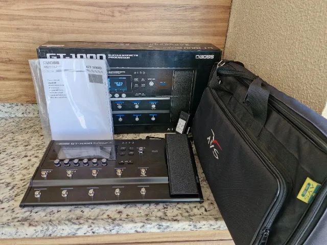 Pedaleira Boss GT1000 Com Caixa Original + Fonte Original +