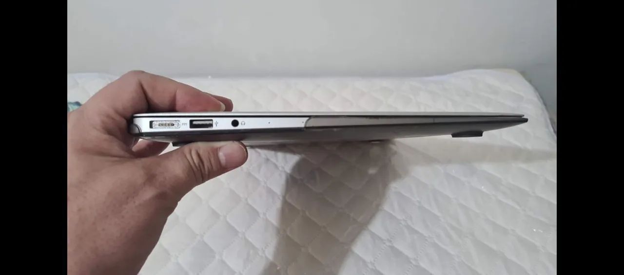 Apple Macbook Air 2015 - Foto 4
