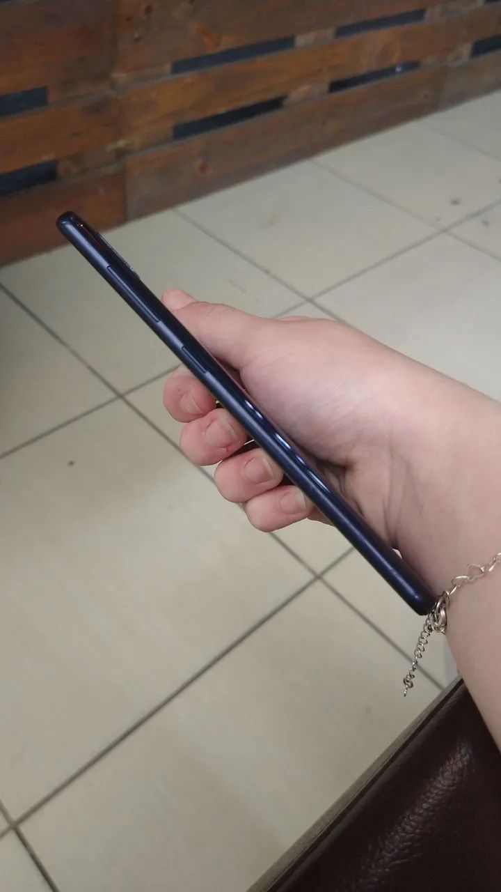 Samsung A20 novo azul, 32gb aceito cartão+taixa - Foto 3