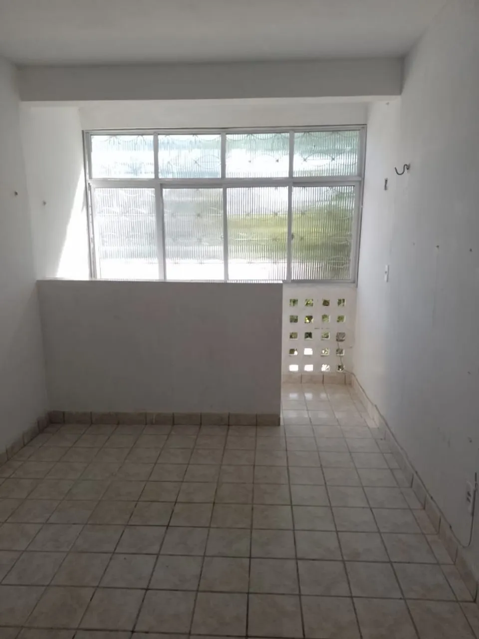 Alugo AP Mangabeira 7 perto Shopping R$ 850