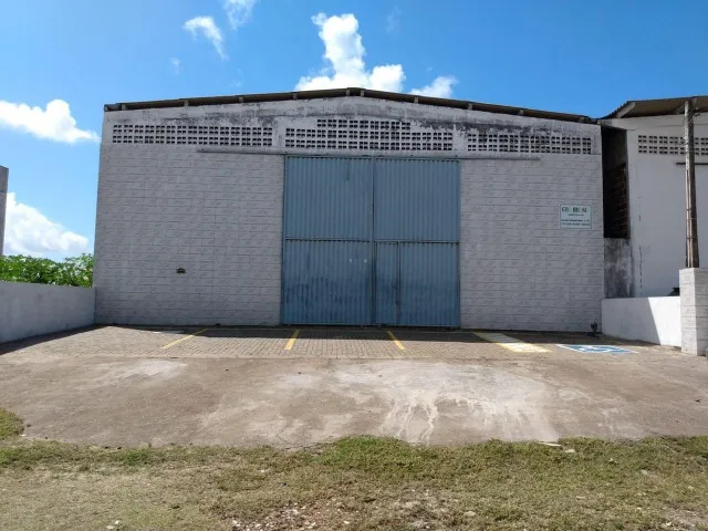 Alugo Galpão com 375m2 a 250mt da Br 230 Ótima localização