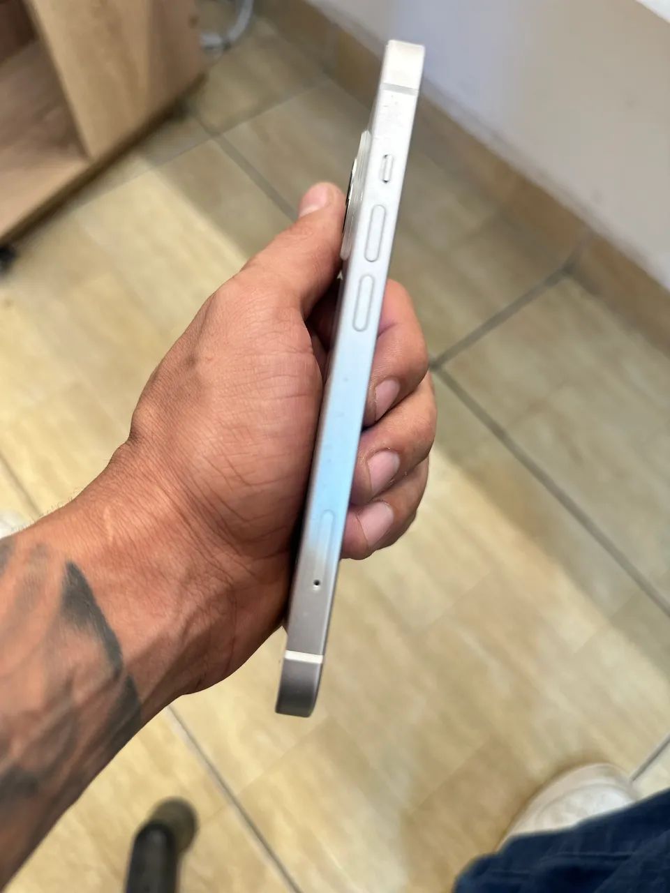 iPhone 13 - Cor: Branco 128GB - Foto 6