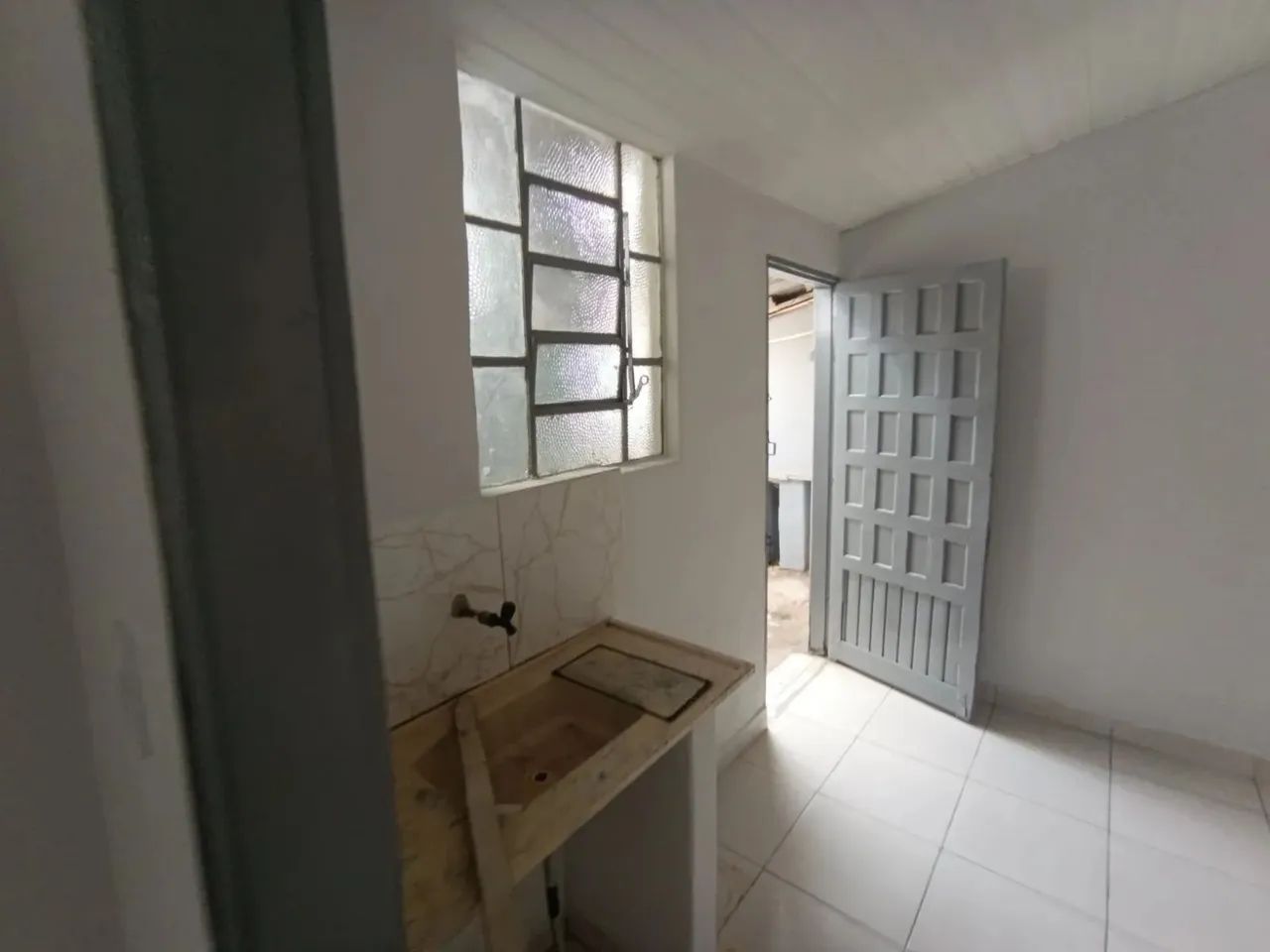 Aluga-se Imóvel 1 quarto - Rua Ipameri - Campinas Goiânia - Foto 2