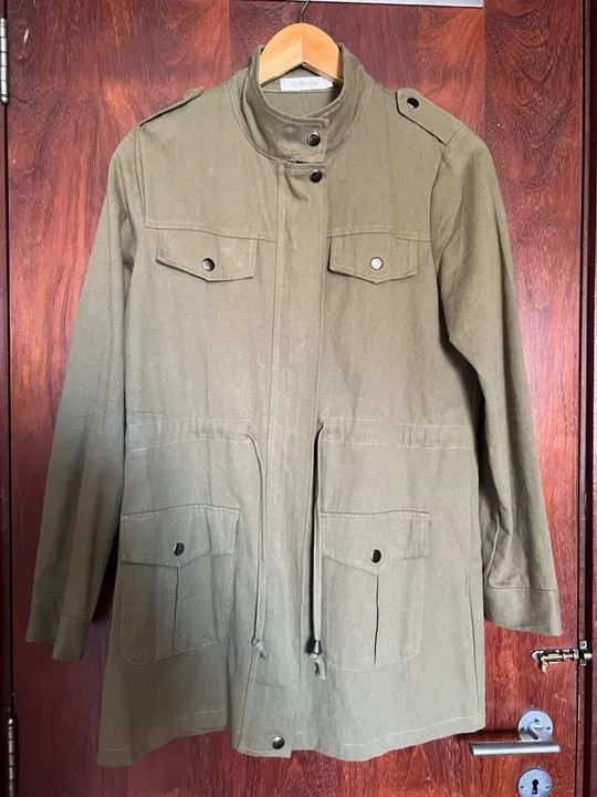 Casaco feminino verde militar