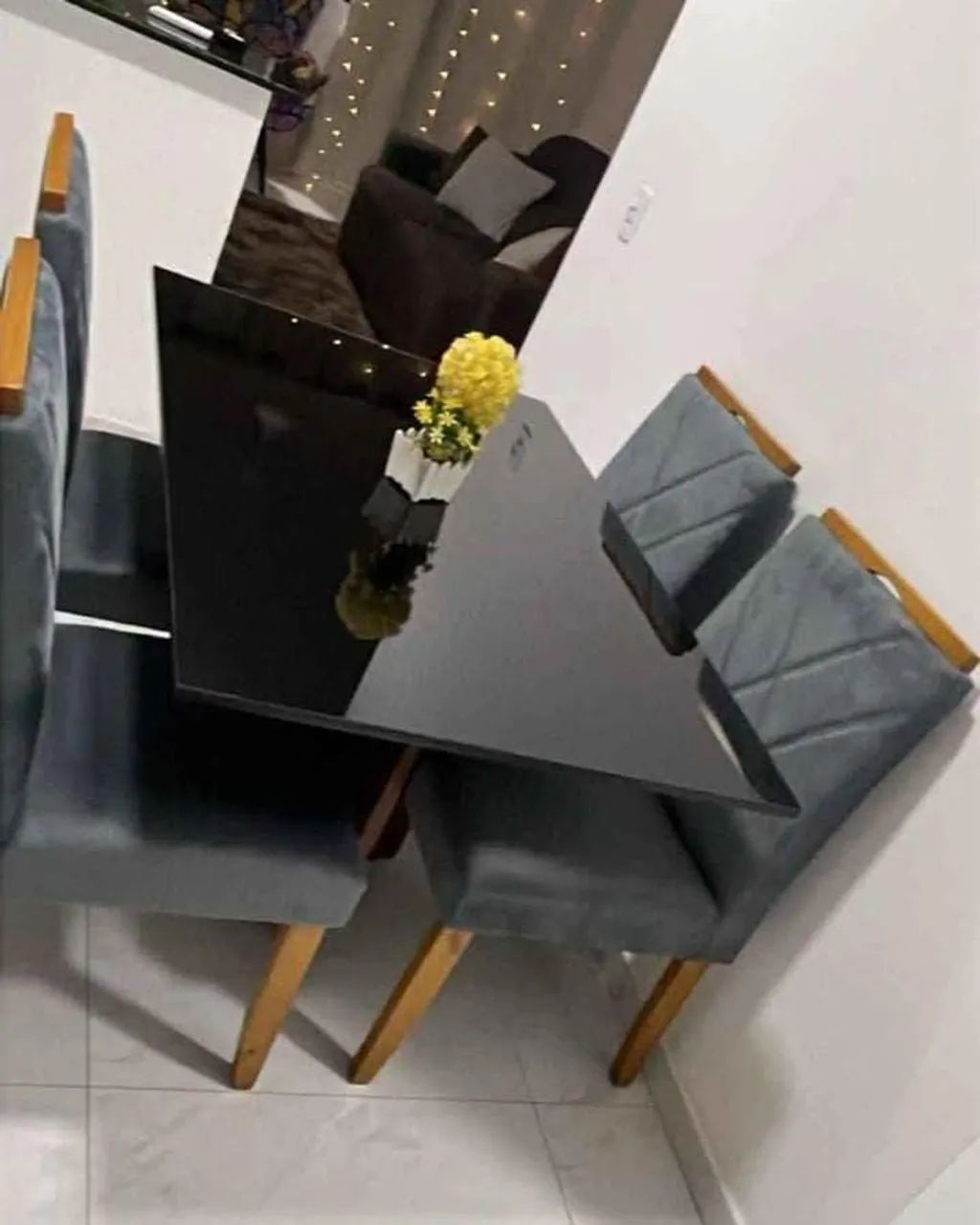 Conjunto de Mesa de Jantar com 4 Cadeiras - Foto 2