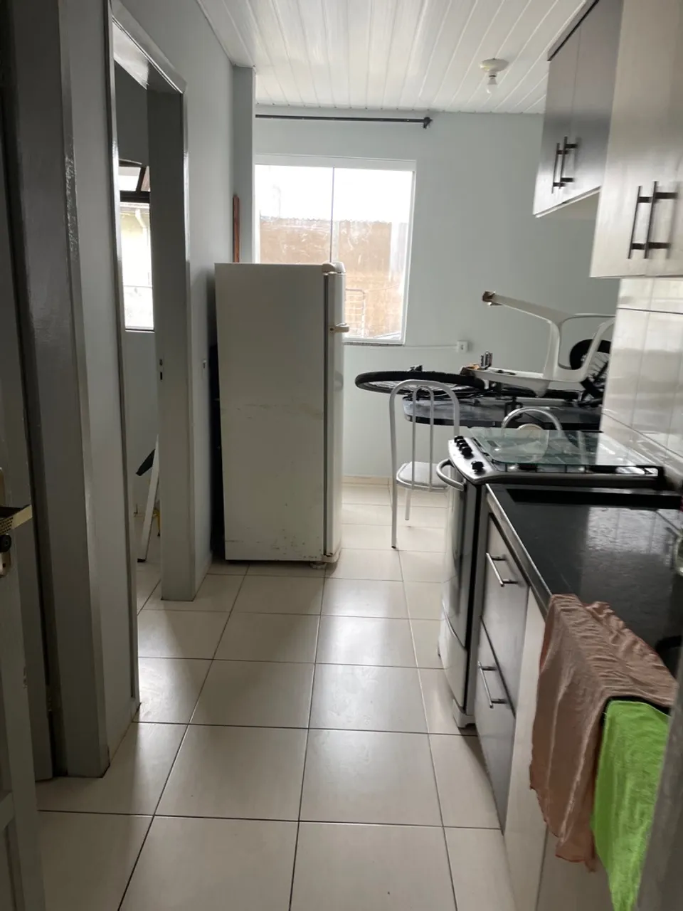 Apartamento no Sítio Cercado mobiliado