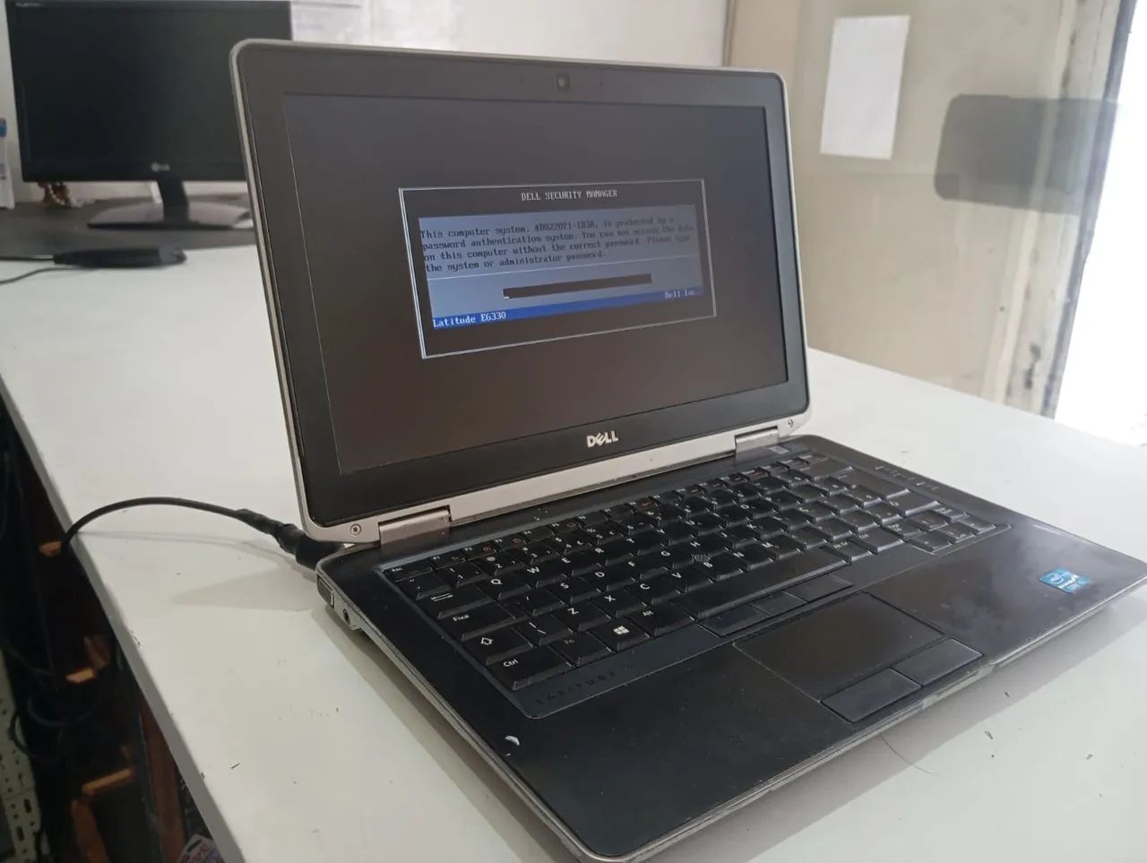 Notebook Dell Latitude E6330 com senha setup  R$ 250 - Foto 2