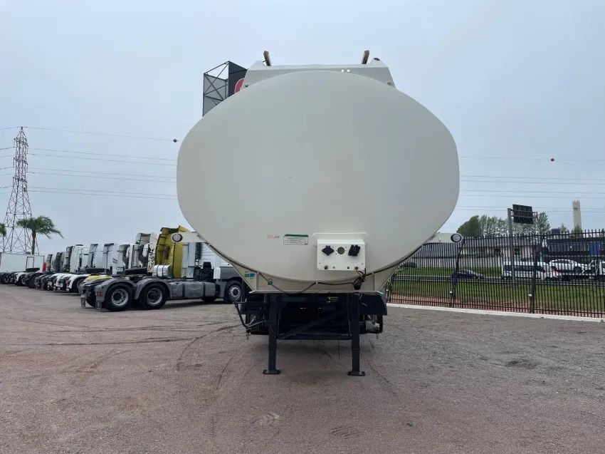 CARRETA TANQUE RANDON VANDERLEIA 35 MIL LITROS ANO 2015 - Foto 3