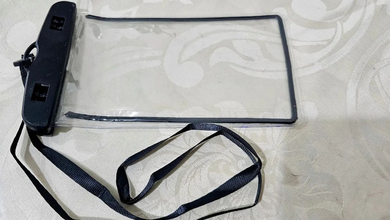 Bolsa De Telefone Impermeável Universal - Foto 3