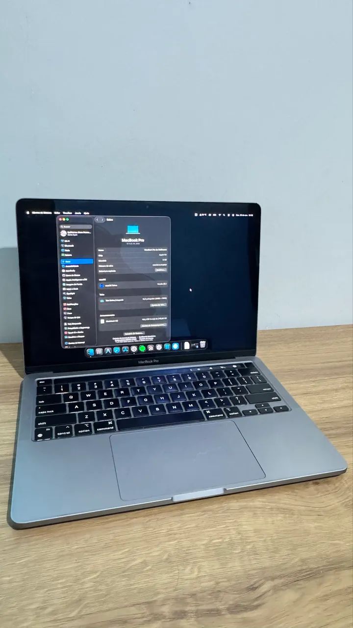 MacBook Pro M1 8GB 256GB SSD - Estado de Novo (Sem Marcas) - 12x S
