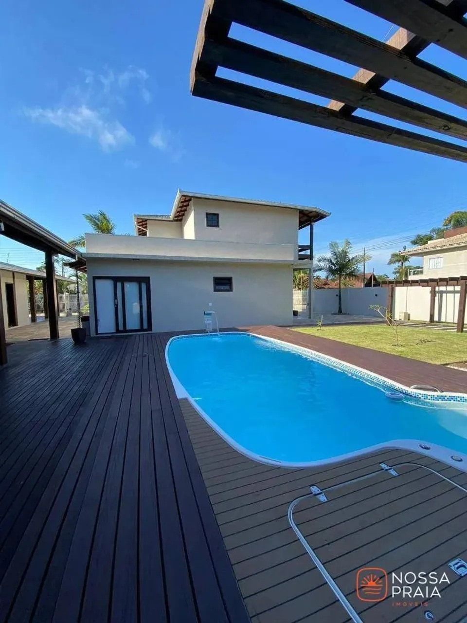 Sobrado com 5 dormitórios à venda, 400 m² por R$ 2.200.000 - Itapoá - Itapoá/SC