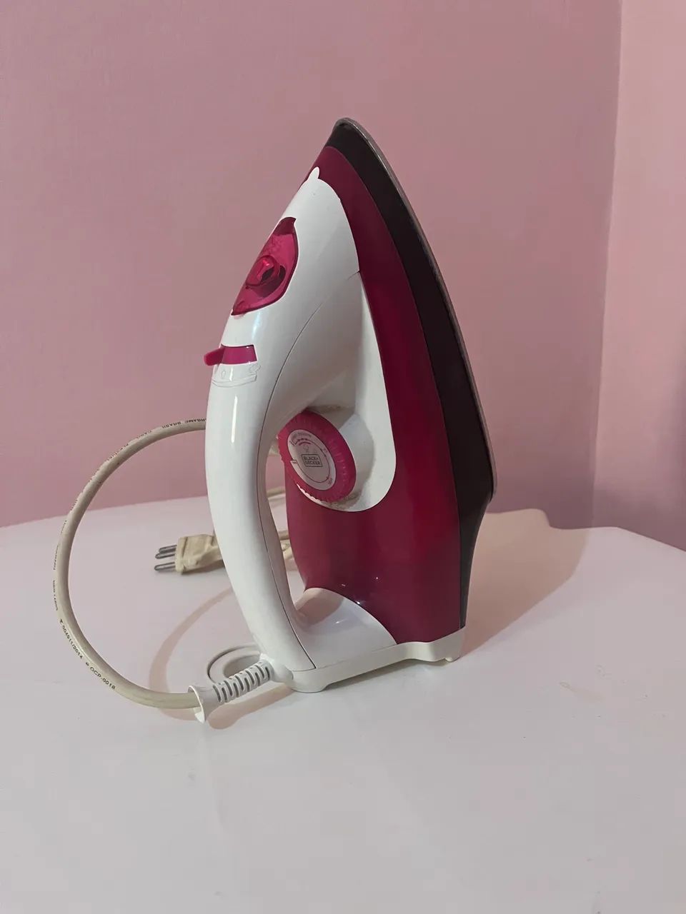 Ferro de Passar Roupa Black + Decker 220 volts - Foto 4