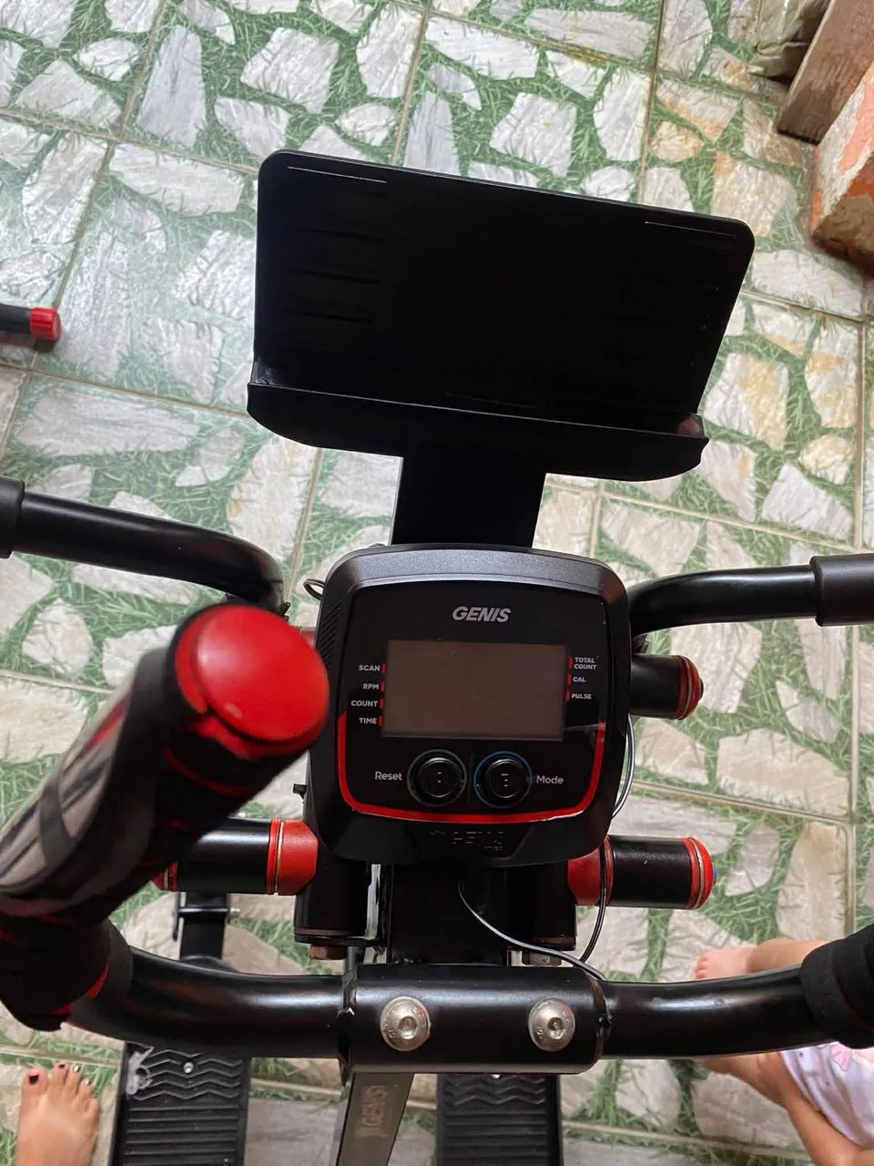 Simulador de Caminhada Genis Cloud Walker 360.