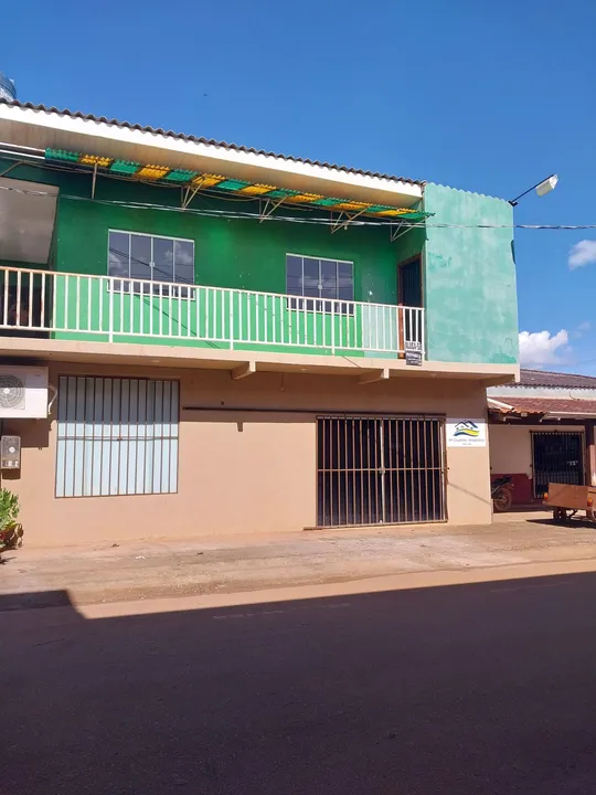 Aluga-se lindo Apartamento localizado na Rua Thelma Regina 7253, bairro Aponiã