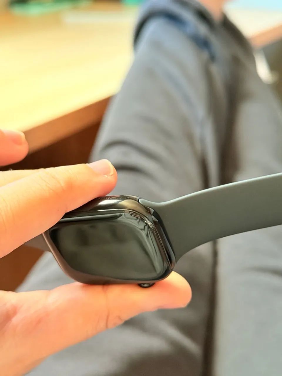 Apple Watch Series 10 - Preto 42mm - Foto 3