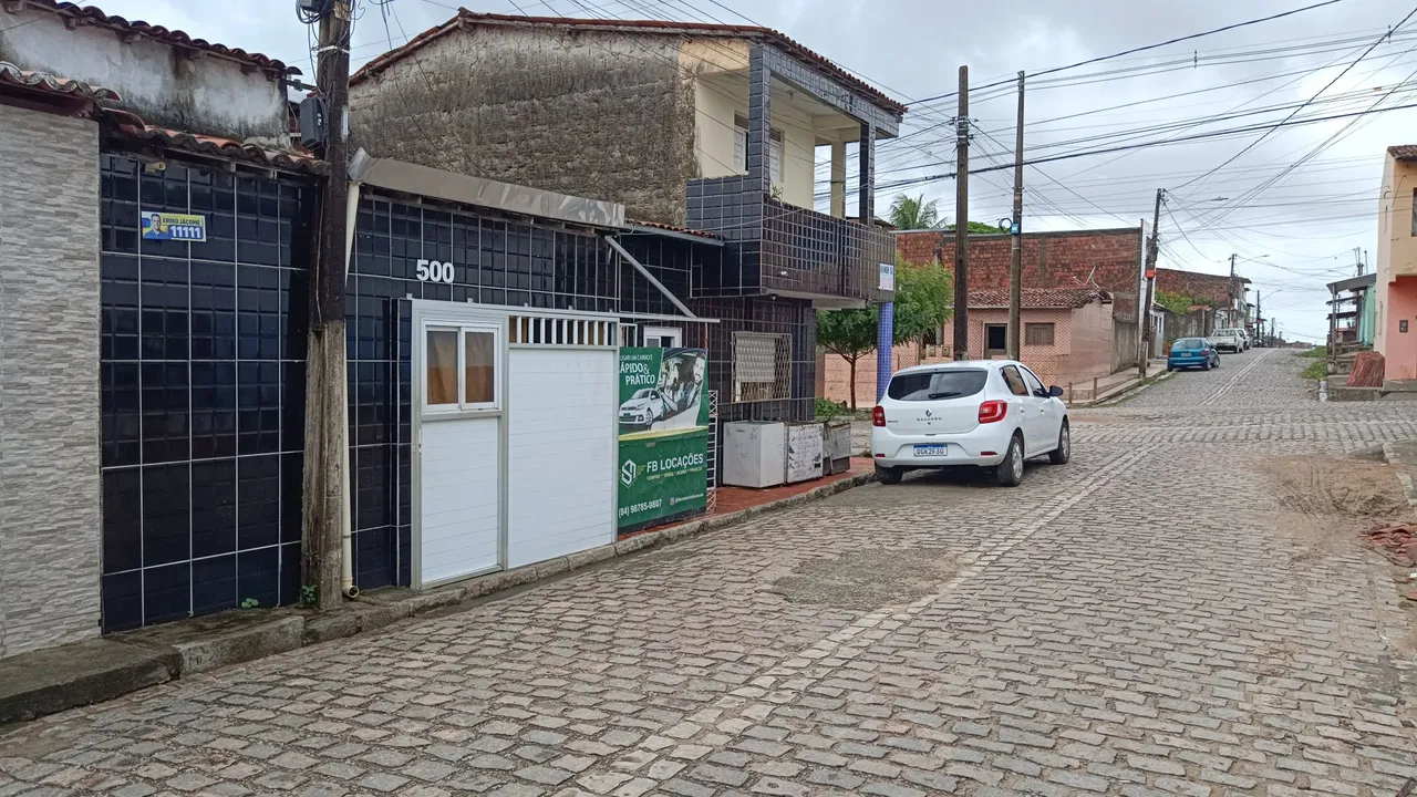 Vendo Casa em Felipe camarão 130,000