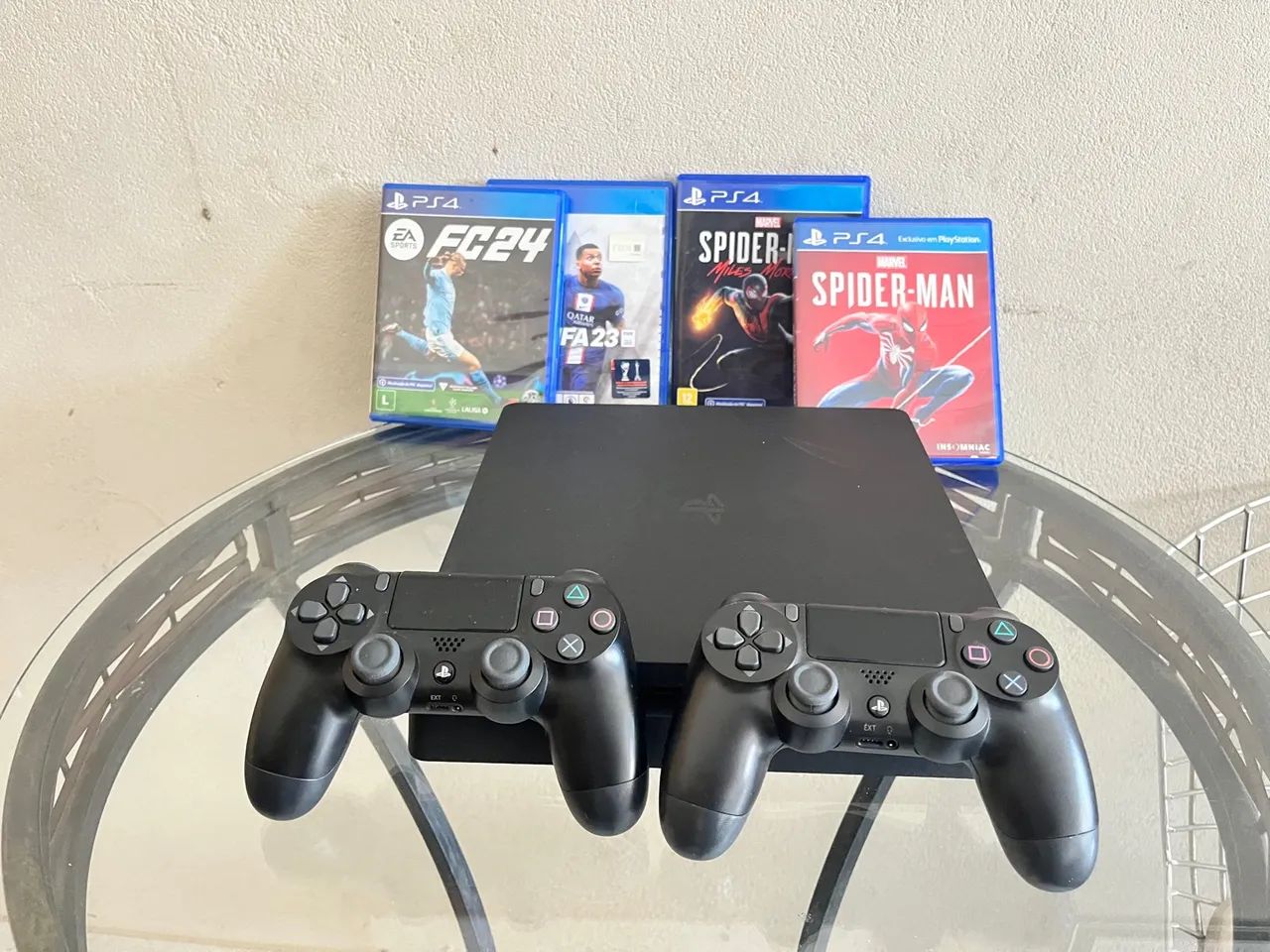 PS4 Slim com dois controles - Ótimo estado! - Foto 3