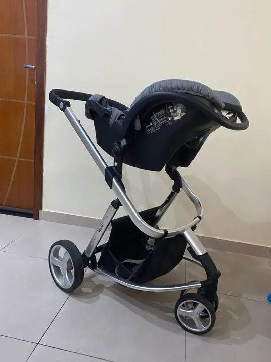 Kit Completo Bebê - Carrinho, Bebê Conforto, Banheira e Cercado - Foto 5