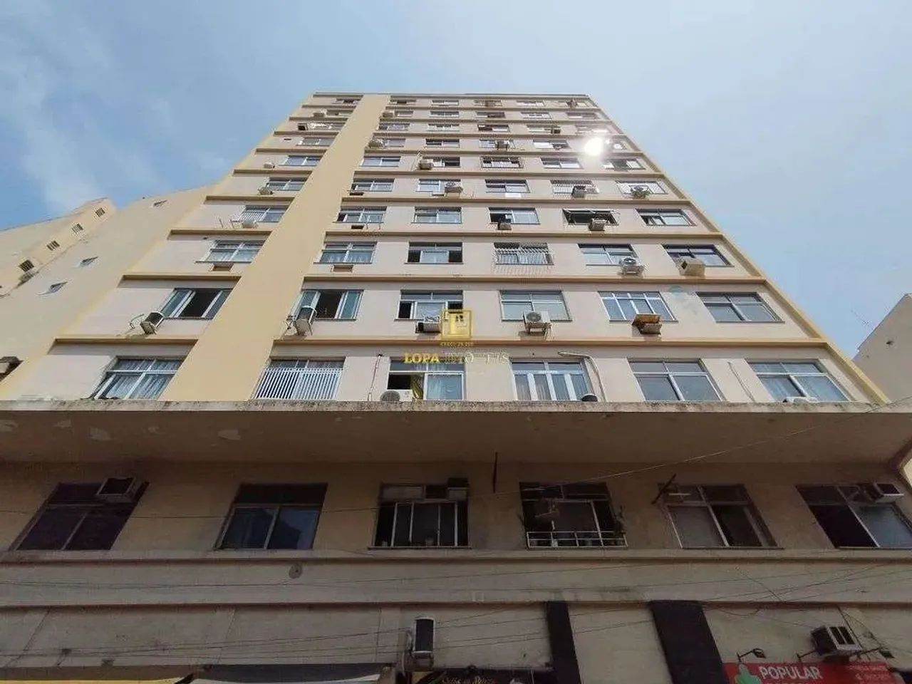 Apartamento Tipo Conjugado em Centro, no Rio de Janeiro - Foto 2
