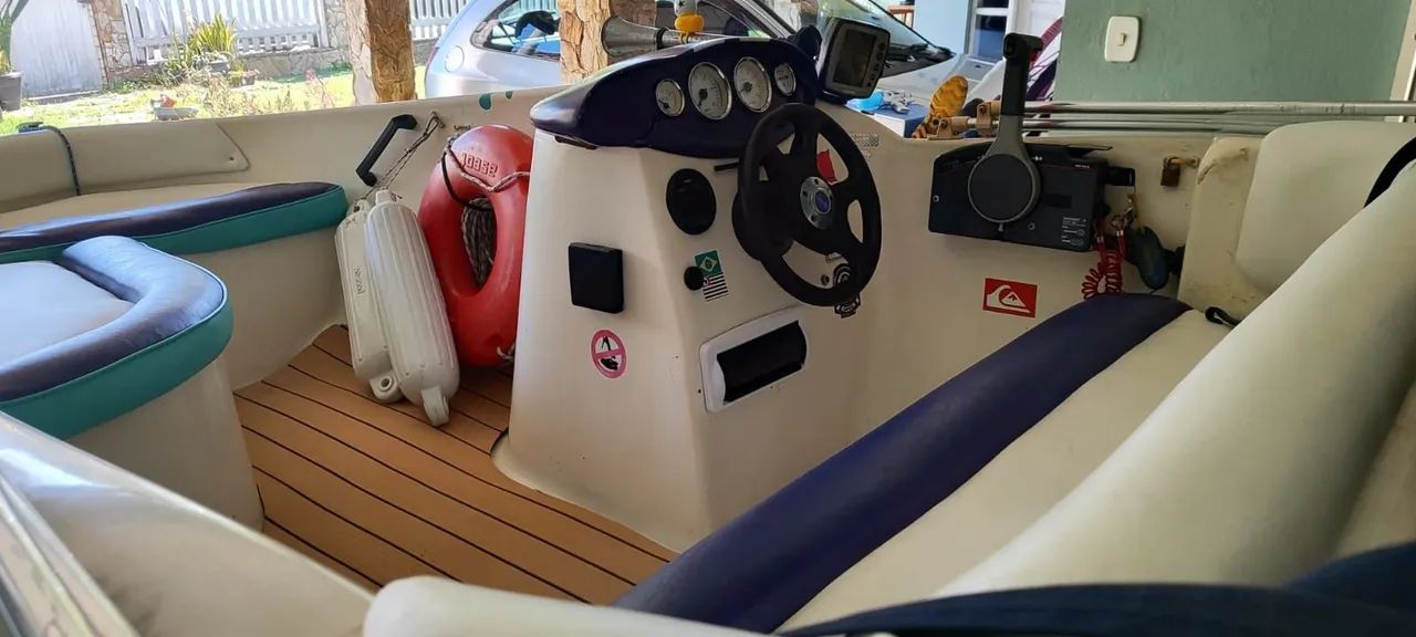 Lancha 15 Pés Focker Twister Motor 50 HP  com Power Trim - Foto 8