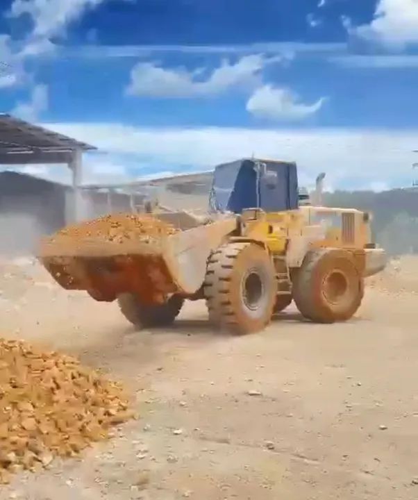 Pá Carregadeira Komatsu 2018 WA200