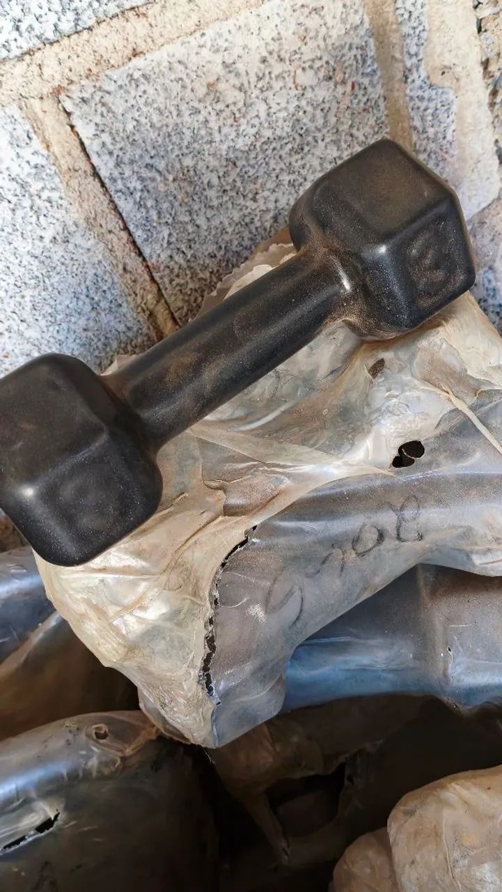 Dumbell sextavado emborrachado 3kg