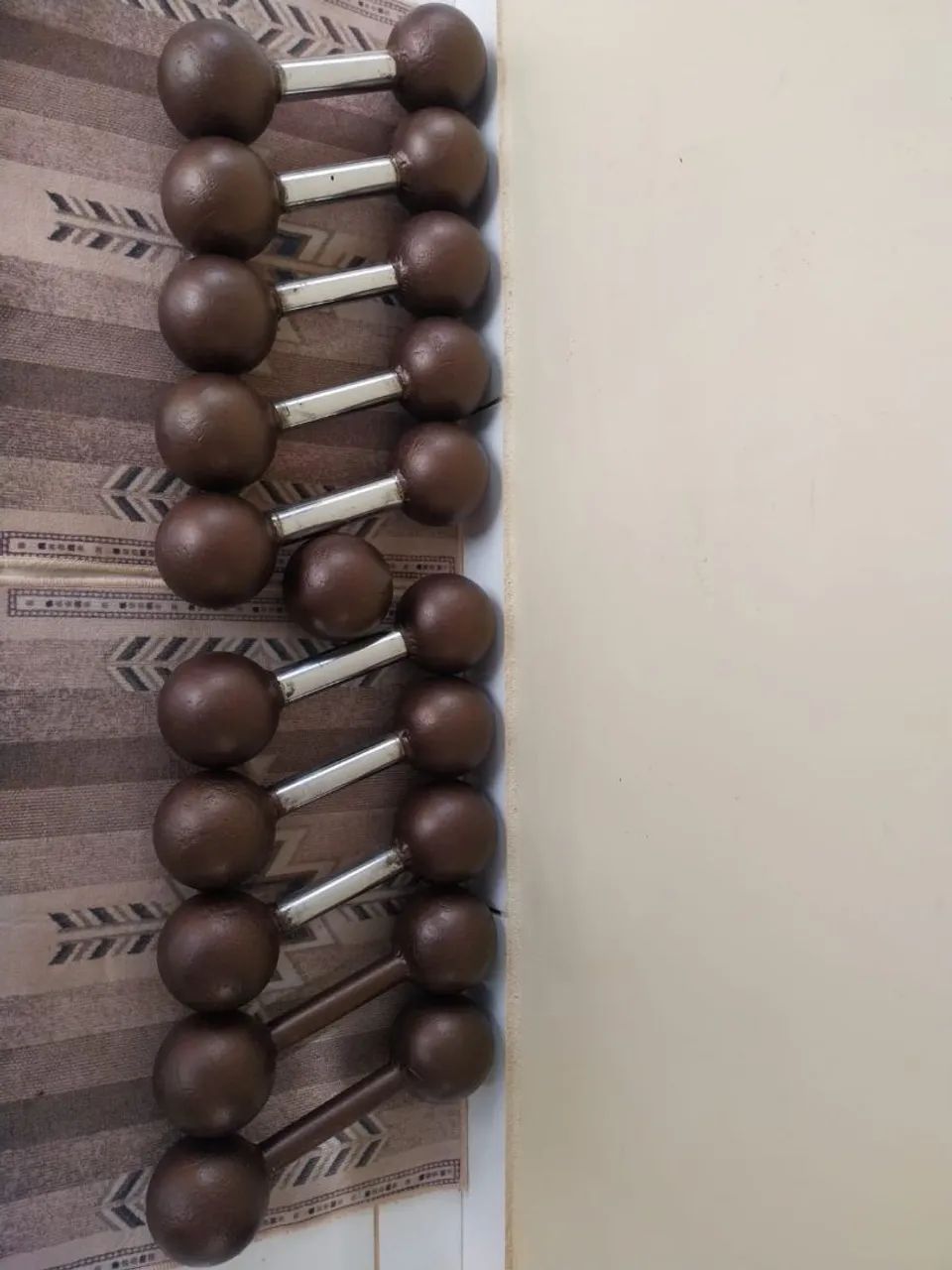 Halteres de Ferro  08 kg cada um  - Foto 3