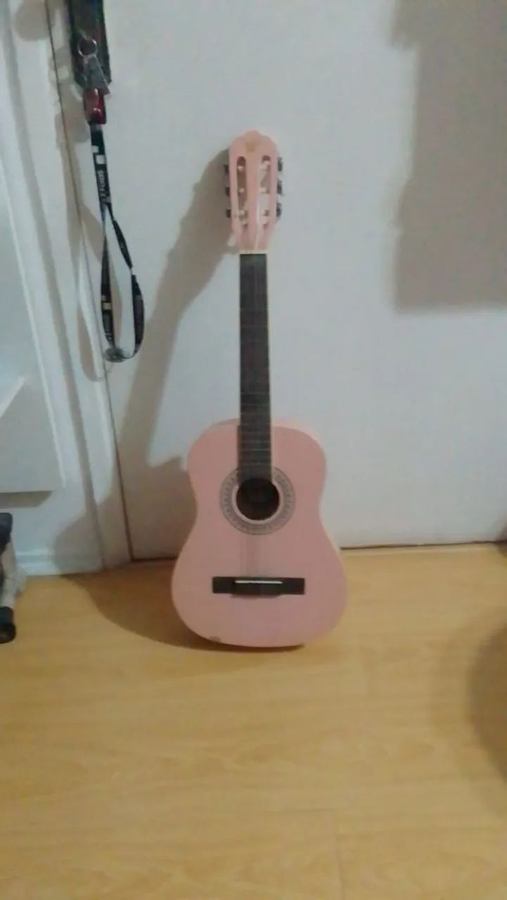 Violão Rosa Pequeno