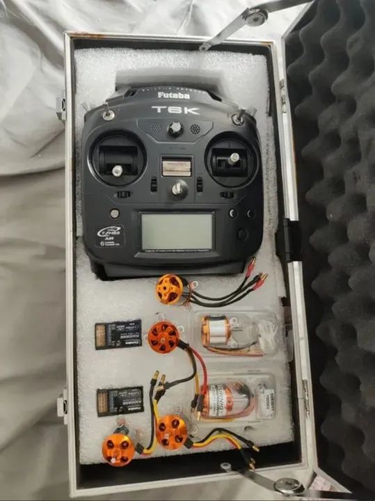 Rádio controle T6K FUTABA - Foto 2