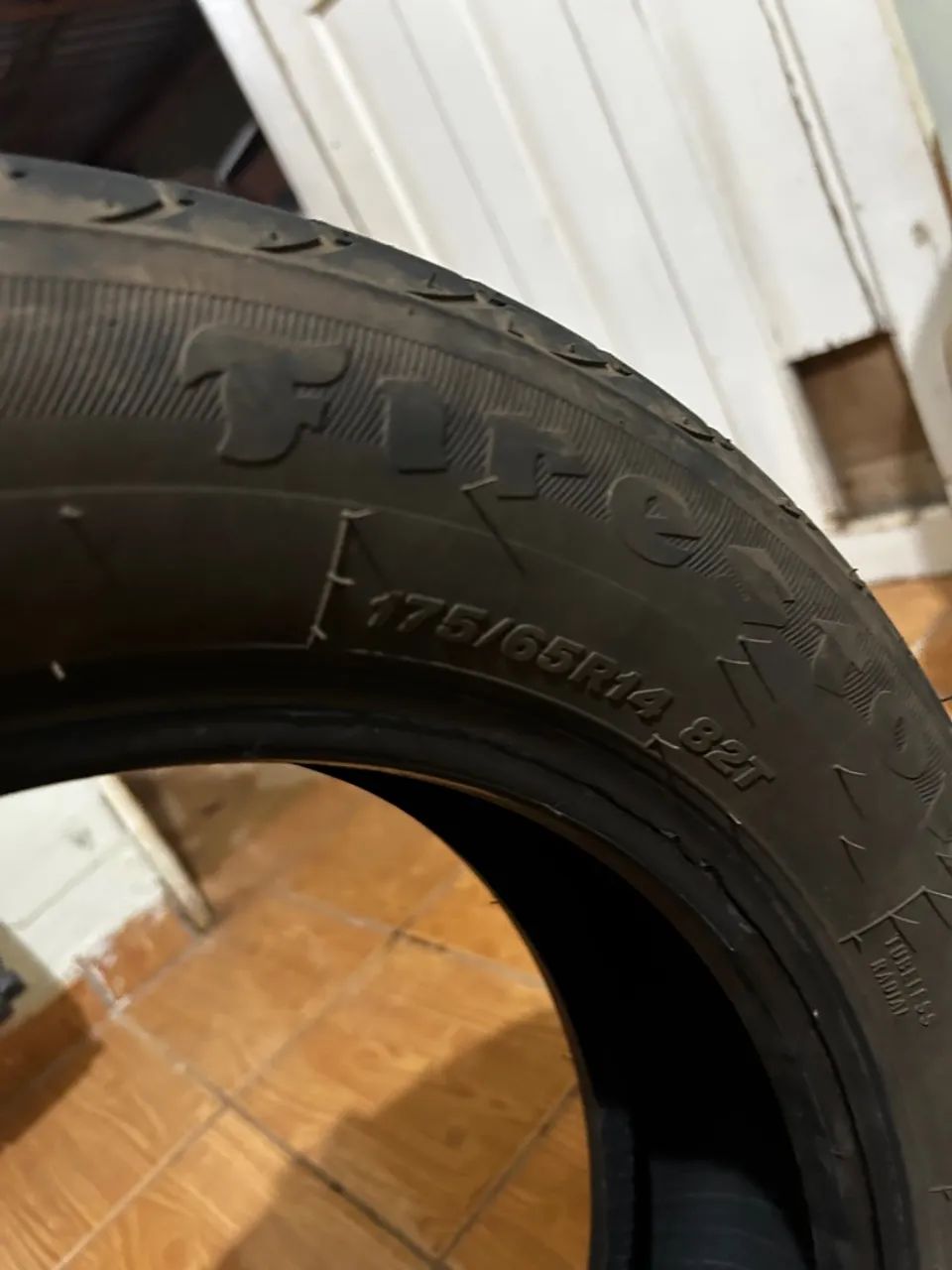 Pneu 175/65R14 Corsa Palio Siena Etios Kwid - Foto 2