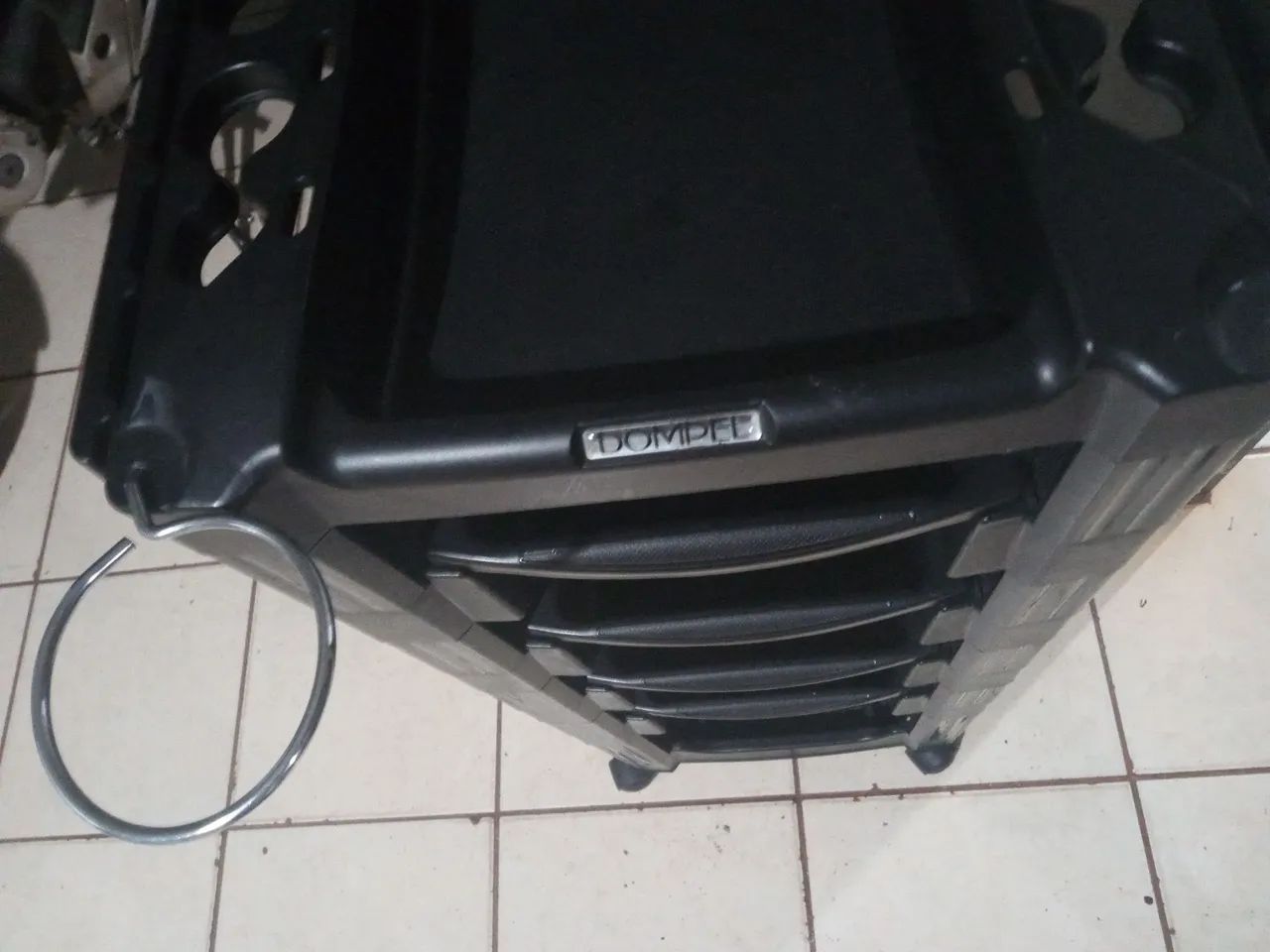 carrinho Aux para cabelereiro - Foto 2