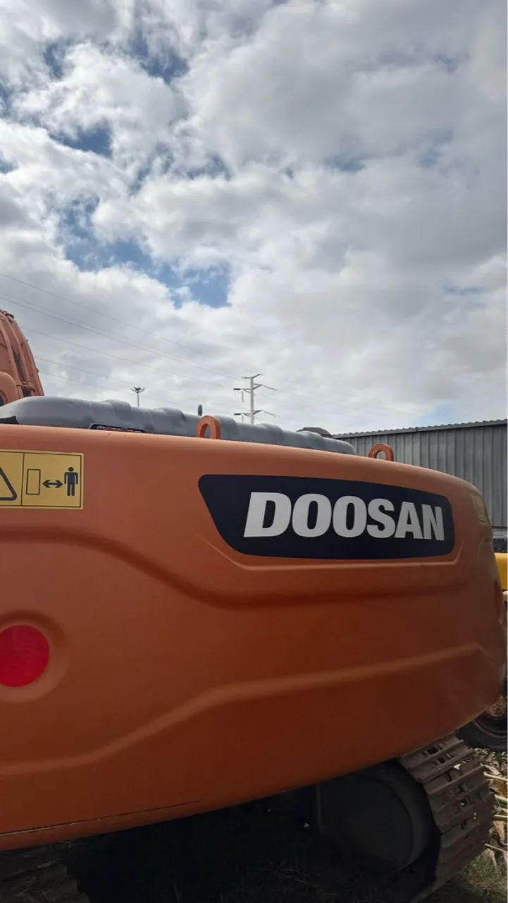 Escavadeira Doosan