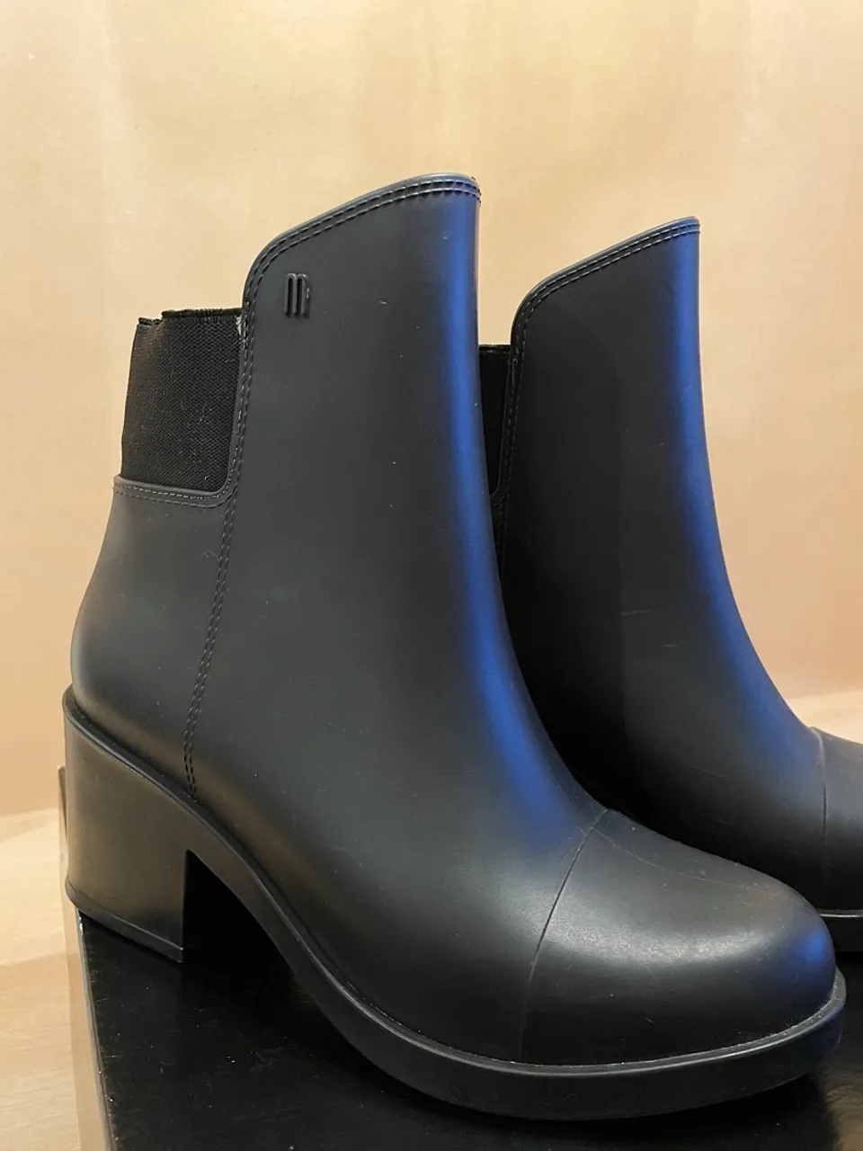 Bota Melissa Preta 35