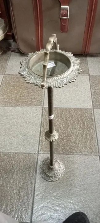 Cinzeiro de Metal Antigo - Foto 2