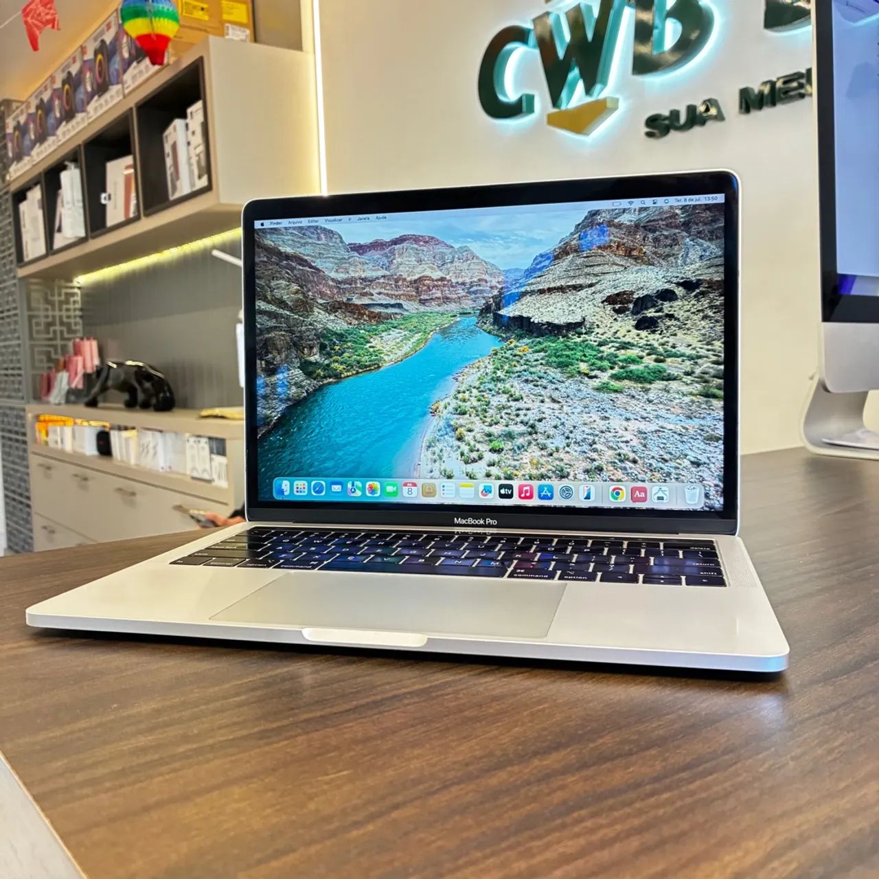 MacBook Pro 2019 i5 8Gb 128Gb 13.3 Silver TouchBar  - Foto 6