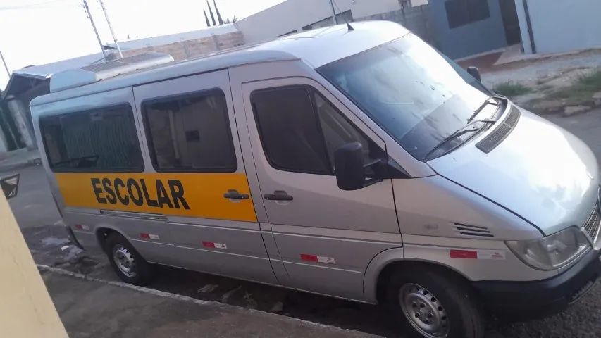 vendo van ano 2007 sem nada pra fazer não faço trocas - Foto 4